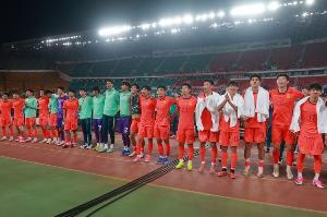 直播吧：U23国足友谊赛3-0再胜中国香港U23，国足观看了本场比赛