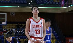 热身赛-张懿赵杰16分2助2断 中国U17男篮战胜贝尔格莱德IBC俱乐部
