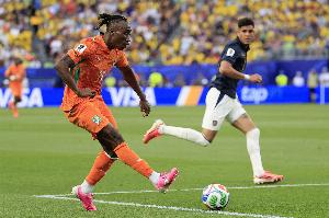 扬·迪奥曼德回应转会传闻：我想专注于世界杯，有团队打理此事