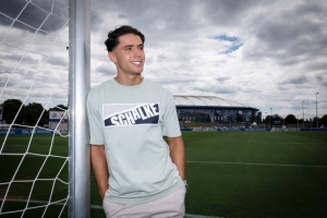 官方：沙尔克04与中场法乌齐续约至2030年夏天，无解约金条款