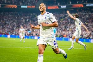 这也太快了！曼联4100万欧签蒂莱曼斯，从爆出到HWG只用17分钟